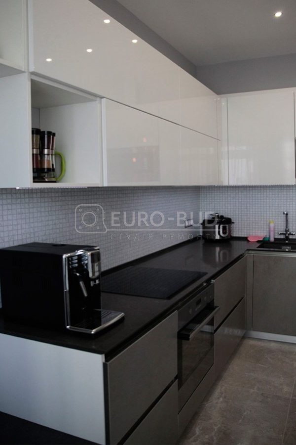 Двухкомнатная квартира (70 м2), Киев